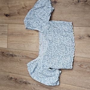 American Eagle puff sleeve crop top